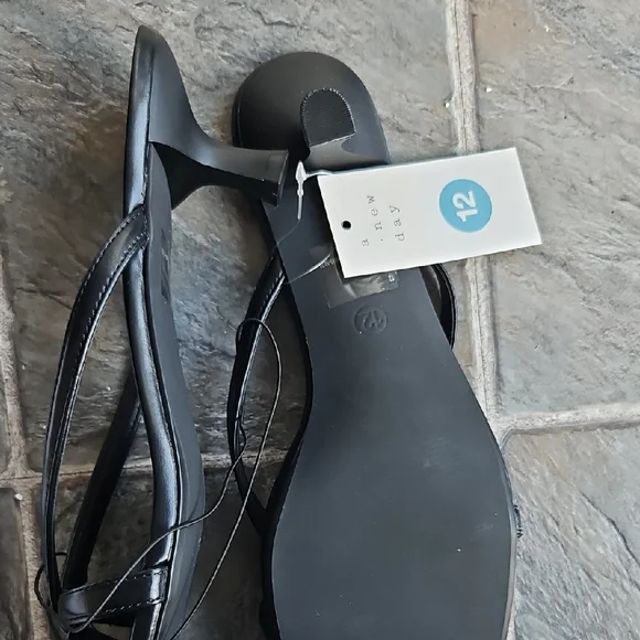 a new day Black Colleen Heels Size 12 - Picture 4 of 4